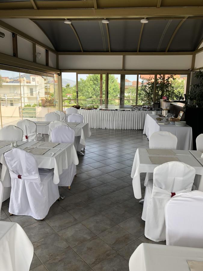 Selefkos Palace Игуменица Екстериор снимка